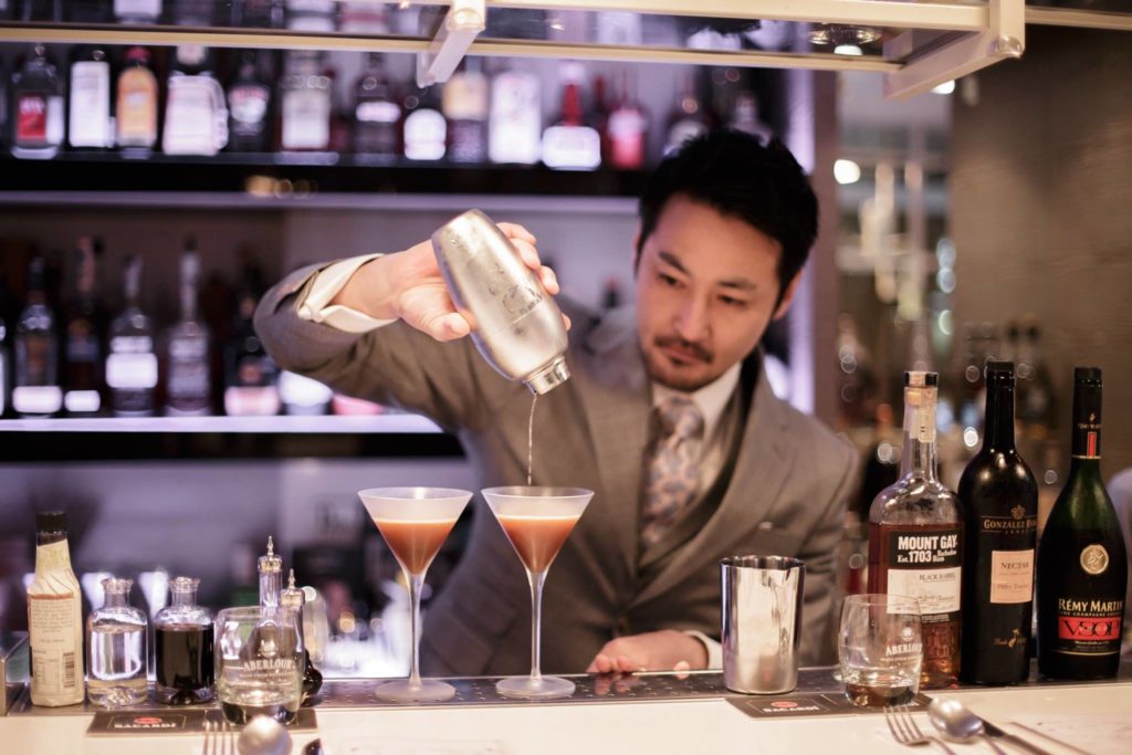12 Best Cocktail Bars in Singapore_D.bespoke