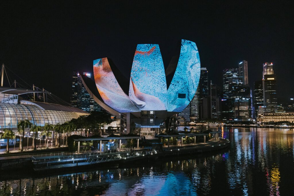 i-light-singapore-glacier-dreams-installation